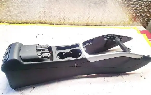 Audi A4 S4 B7 8E 8H Other interior part 8k0864981f