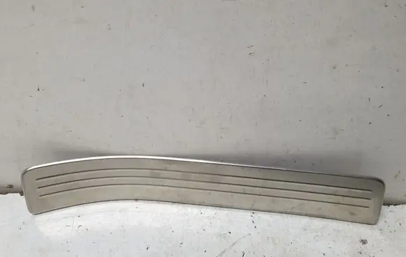 Mercedes-Benz GLK (X204) Front sill trim cover A2046800335