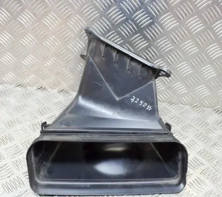 Tesla Model 3 Air intake duct part 109216200A
