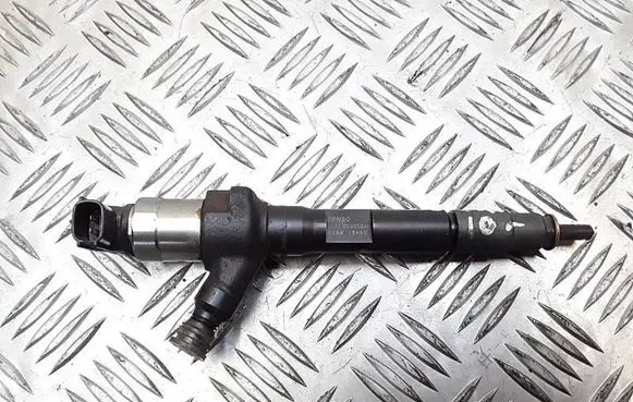 Mazda 6 Fuel injector R2AA13H50