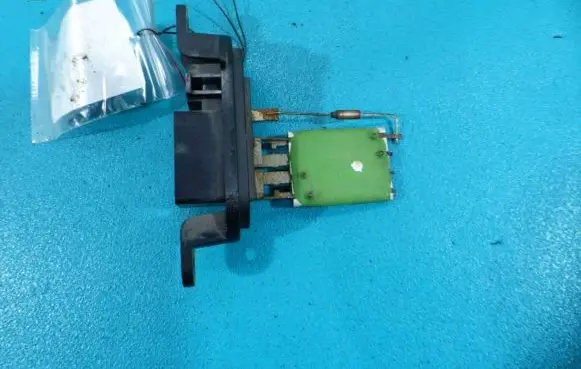 Dacia Dokker Heater blower motor/fan resistor IMPRK940060