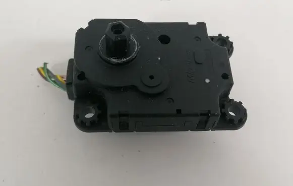 Nissan Pathfinder R51 Air flap motor/actuator 277T14BU1A 25021470