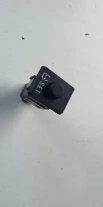 Toyota Yaris TPMS reset button 