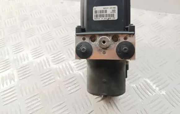 Toyota Avensis T250 ABS Pump 0265950178 4405005110 4405005111