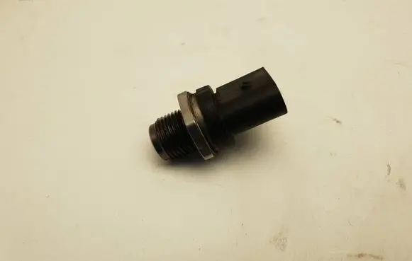 Fuel pressure sensor