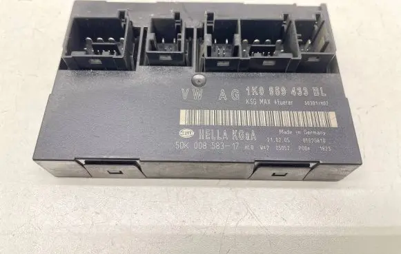 Volkswagen Touran I Comfort/convenience module 1K0959433BL 05620810 S0301H02