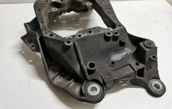 Audi A6 C7 Gearbox mounting bracket 4G0399263G
