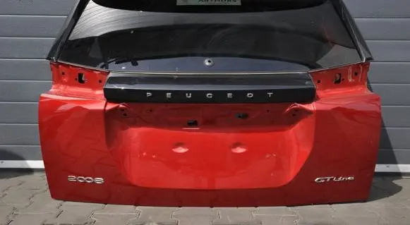 Peugeot 2008 II Tailgate/boot cover trim set 