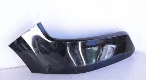 Dodge RAM 1500 DS Front bumper corner part panel trim 68414376AA 6JU94TRMAD