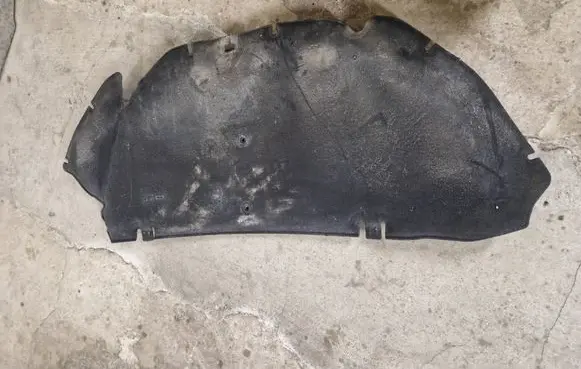 Citroen C4 II Engine bonnet/hood sound/heat insulation 