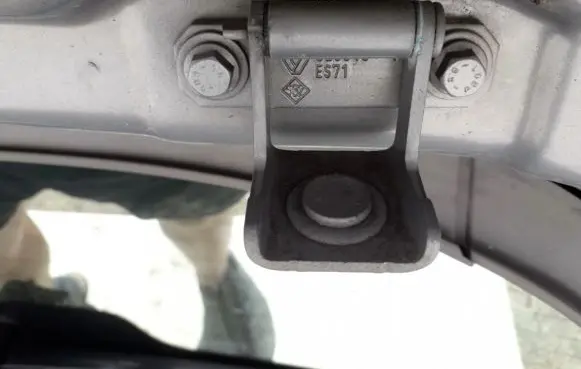 Renault Scenic II - Grand scenic II Tailgate/trunk/boot hinge