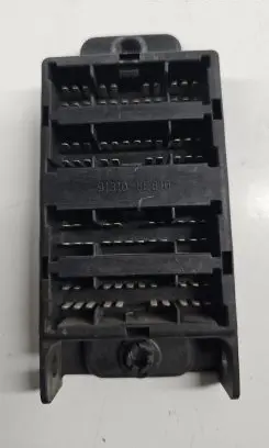 KIA Sorento Fuse module
