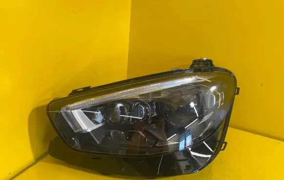 Mercedes-Benz E W213 Headlight/headlamp A2139064510