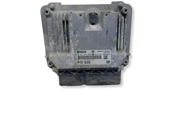 Opel Vectra C Engine control unit/module 0281014450KASACJA 0281014450 55566277