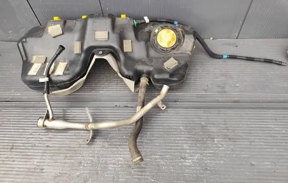 Jaguar XE Fuel tank HX739K007DA