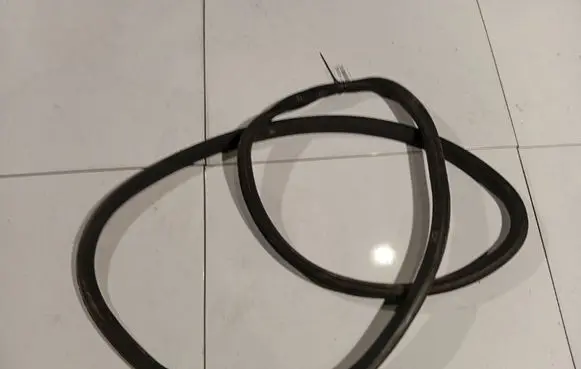 Opel Insignia A Rubber seal rear door
