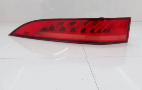 Jaguar F-Pace Rear/tail lights HK8313405AH