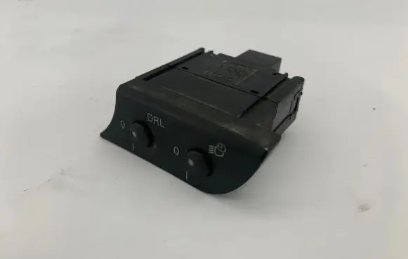 Audi A4 S4 B7 8E 8H Headlight level height control switch 8E1919094D 0168476