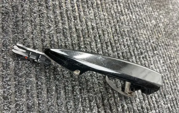 Rear door exterior handle