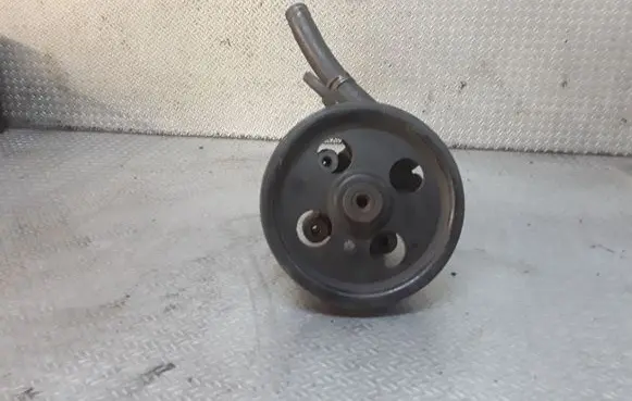 Chrysler Pacifica Power steering pump 04861582AA