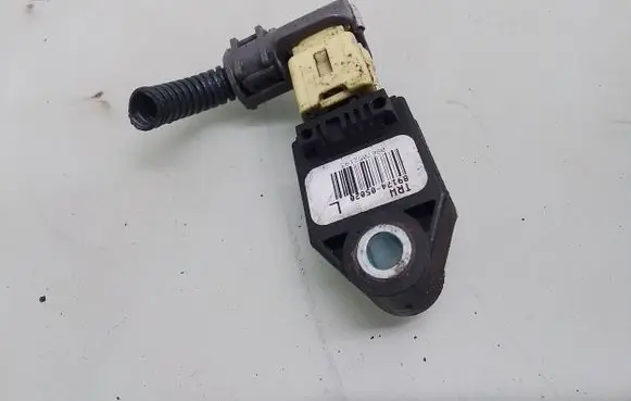 Toyota Avensis T250 Airbag deployment crash/impact sensor 8917405020
