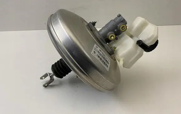 BMW X3 G01 Brake booster