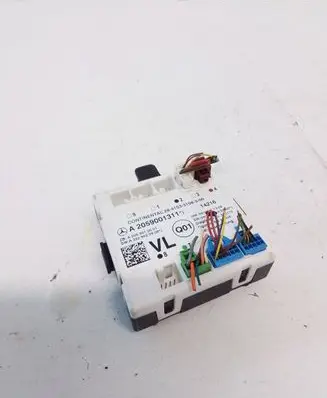 Mercedes-Benz C W205 Door control unit/module A2059001311