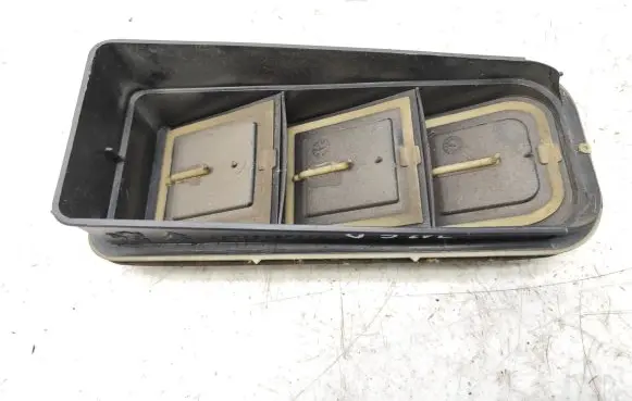 Peugeot 2008 I Quarter panel pressure vent 9678565780