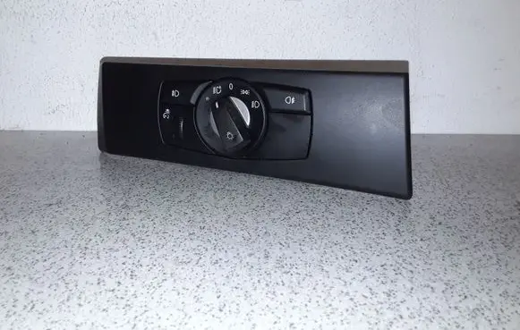 BMW 5 E60 E61 Light switch 6988565