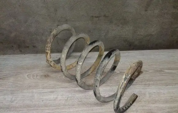 Volvo V70 Rear coil spring