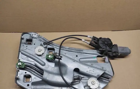 Renault Megane II Rear door window regulator with motor 8201010933