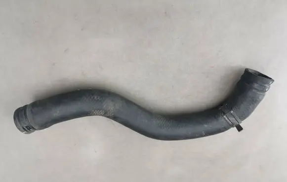 Toyota Avensis Verso Coolant pipe/hose 