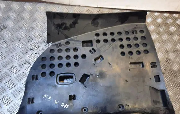 Mercedes-Benz E A207 Other interior part A2126807408