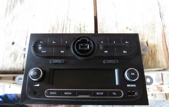 Renault Twingo III Radio/CD/DVD/GPS head unit 2801153690R