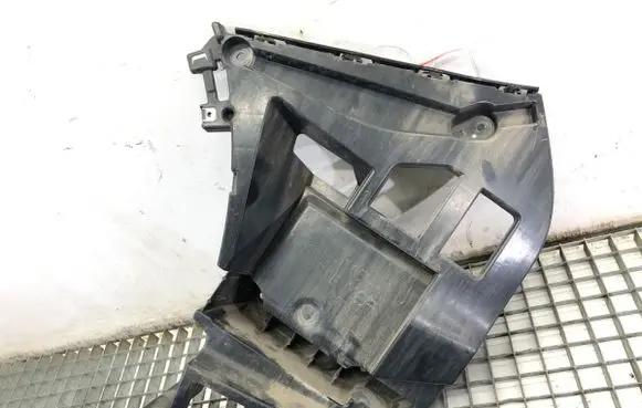 BMW X6 F16 Rear bumper mounting bracket 