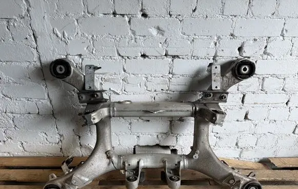 BMW 5 G30 G31 G38 Rear subframe 6886057 B19243RS0126 6775895