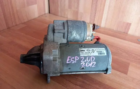 Renault Espace - Grand espace IV Starter motor 8200568535 TS22E8