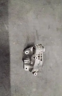 Mercedes-Benz GLE (W166 - C292) Engine mount bracket A6422236104