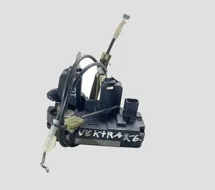 Opel Vectra C Rear door lock 13210760