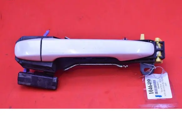Toyota Prius (XW30) Rear door exterior handle 
