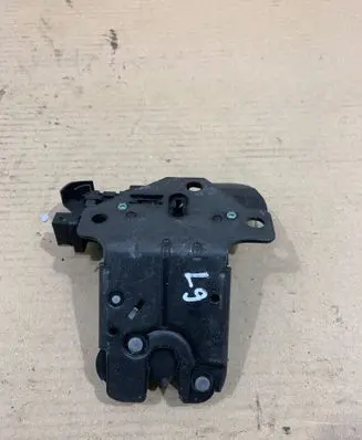Audi A4 S4 B7 8E 8H Loading door lock 