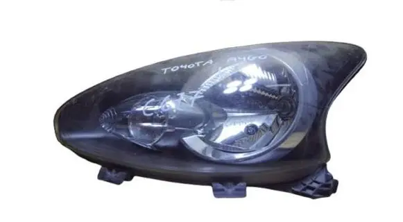 Toyota Aygo AB10 Headlight/headlamp