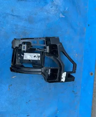 Mercedes-Benz GLE W167 Rear bumper mounting bracket A1678804101