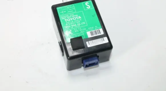 Toyota Auris E180 Other devices 8974002010