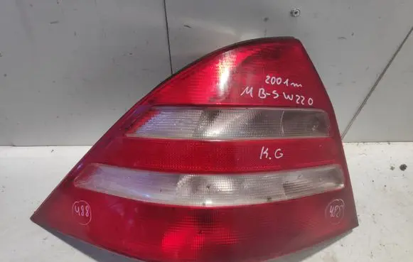 Mercedes-Benz S W220 Rear/tail lights A2208200264