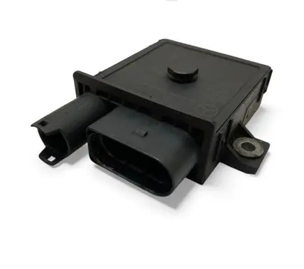 Jeep Grand Cherokee (WK) Glow plug pre-heat relay A6421532079 0522140202