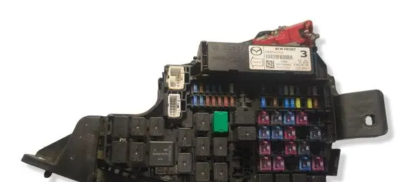 Mazda 6 BSM Control unit F005V02197