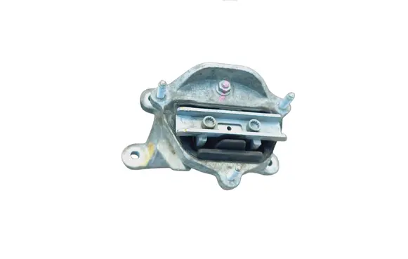 Audi A4 S4 B8 8K Gearbox mounting bracket 8K0399115