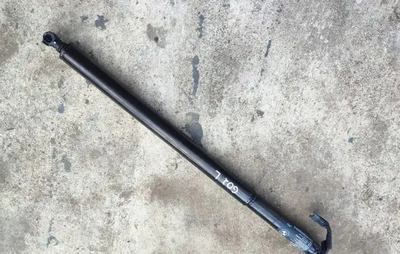 BMW X4 G02 Tailgate/trunk strut/damper 7424415 51247424415