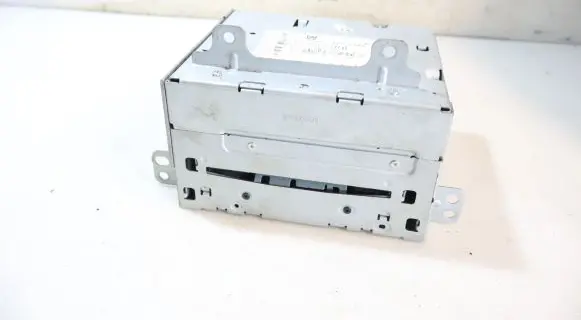 Chevrolet Cruze Radio/GPS head unit trim 